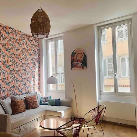 Pleasant 3-Bedroom Flat In The Center Of Марсель Экстерьер фото