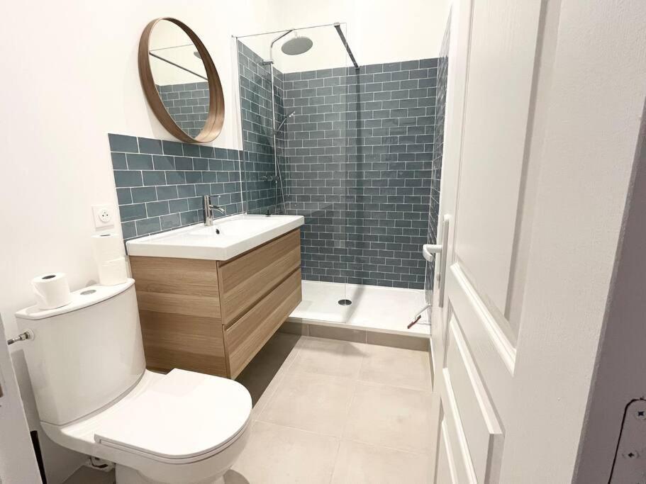 Pleasant 3-Bedroom Flat In The Center Of Марсель Экстерьер фото