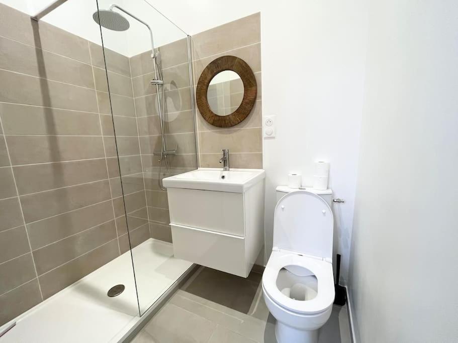 Pleasant 3-Bedroom Flat In The Center Of Марсель Экстерьер фото